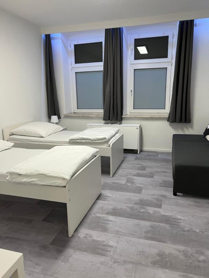 Freshly Renovated City Apartments Essen Kitchen Wifi Near Duesseldorf Airport المظهر الخارجي الصورة